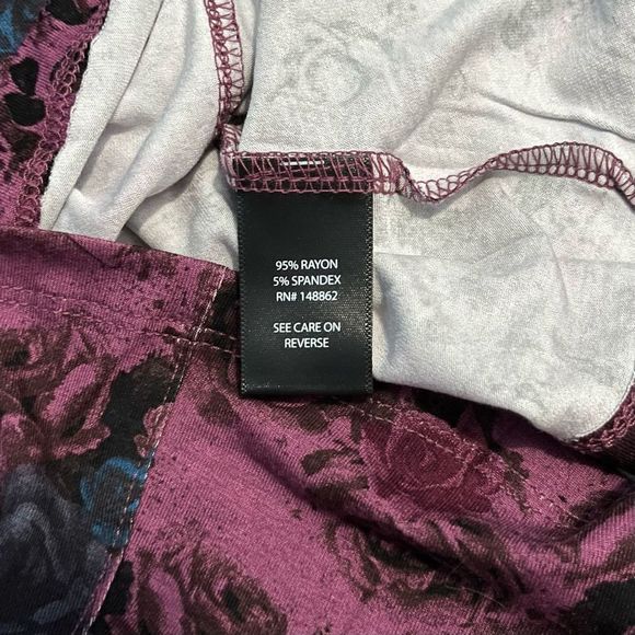 NWT Torrid Women Plus Long Sleeve Fit & Flare Shirt Purple Skulls Rose Floral 10 - Picture 4 of 7
